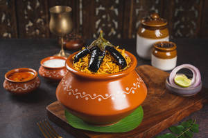 Guthi Vankai Curry With Bagara Rice