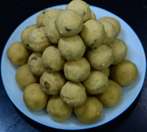 Besan Laddu -5nos