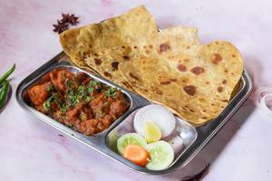 Aloo Matar With 3 Tawa Paratha