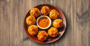 VEG MOMOS  8 PEICES