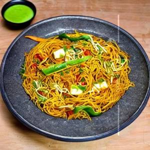 Paneer Singapuri Chowmein