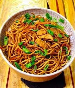 Chicken Hakka Noodles