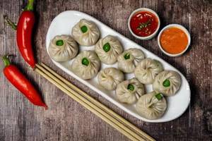 Mix Veg Momos [Chilly Garlic]