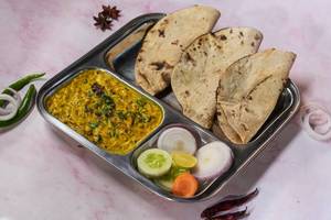 Shahi Paneer With 3 Tawa Paratha