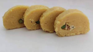 Desi Ghee Kaju Patisa