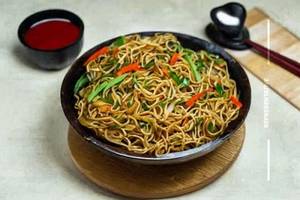 Veg Hakka Noodles
