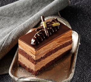 Chocolate Opium Mousse Pastry