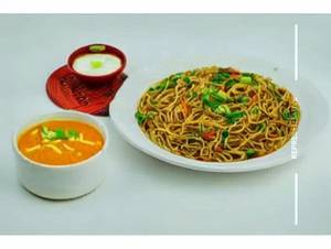 Veg Singapuri Noodles