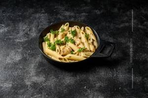 White Sause Pasta Chicken 