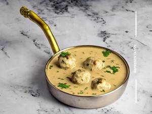 Malai kofta curry (Red Gravy)