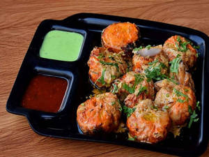 Veg Tandoori Momos (dry)