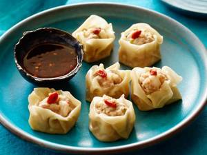 Prawn Dimsum With Garlic N Basil