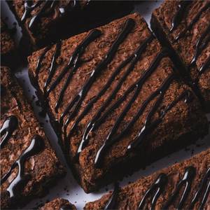 Hot Brownie With Choco Fudge