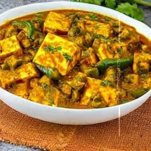 Matar Paneer