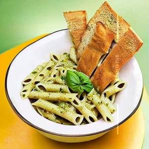 Classic Pesto Pasta