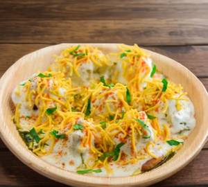Special Masala Dahi Batata Puri (1 Plate)