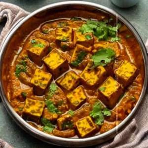 Matar Paneer