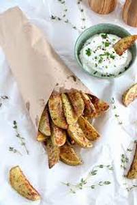 Hand Tossed Herby Potato Wedges