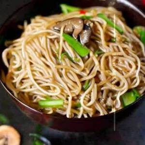 Veg. Mushroom Noodles