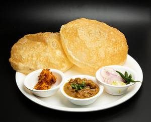 Chola Bhatura