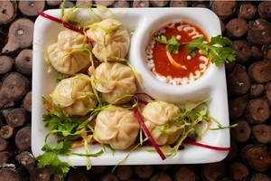 Vegetable Momos Steam (6pcs)