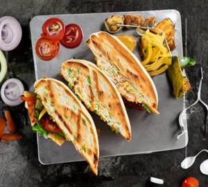 Tandoori Grilled Club Sandwich