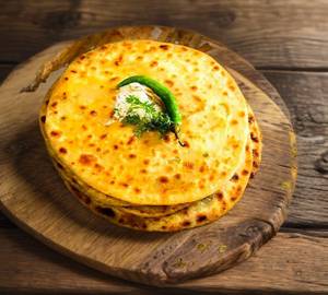 Pyaaj Paratha