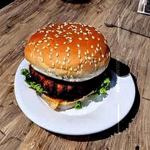 Roastery lounge special chicken burger