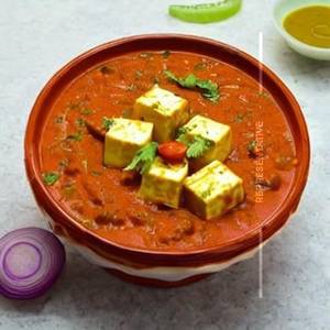 Kesari Paneer Makhani