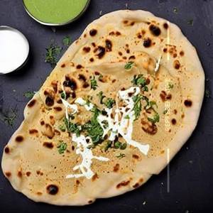Cheese Masala Garlic Naan