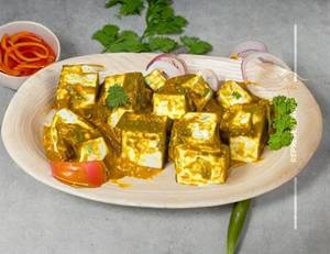 Kaju Paneer Masala  