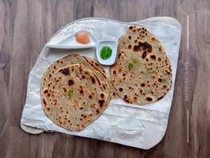 Laccha Paratha 