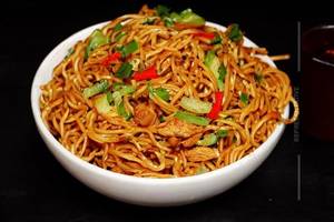 Chicken Schezwan Noodles     
