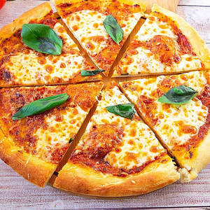 Classic Margherita Pizza