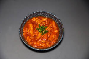 Tteokbokki (rice Cake In Spicy Sauce)