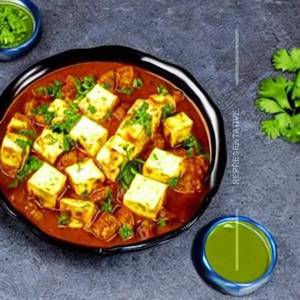 Matar Paneer