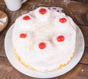 White forest cream cake