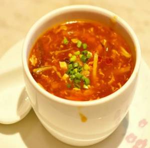 Veg hot and sour soup