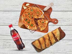 Spicy Chicken Keema Pizza + Butter Chicken Garlic Bread + Coke