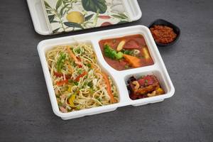 Veg Hakka Noodles Combo