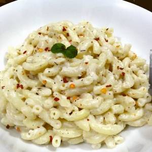 White Sauce Pasta