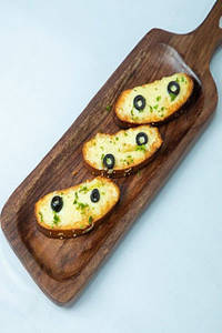 Cheese Garlic Bread [ 4 Pcs]
