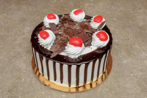Black Forest Cake (500 Gms) (special)