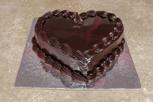 Choco Truffle Heart Cake (500gm)