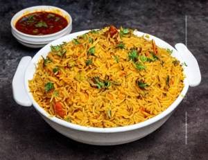Chicken Schezwan Rice