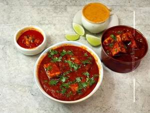 Paneer Chilli (Gravy)