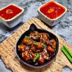 Veg Manchurian (Gravy)