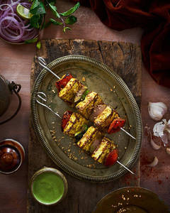 Lasooni Paneer Tikka