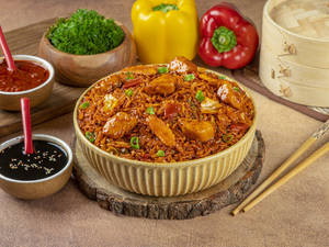 Chicken Pot Rice In Soya Chilli Sauce