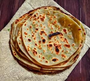 Desi Ghee Aloo Pyaz Paratha
